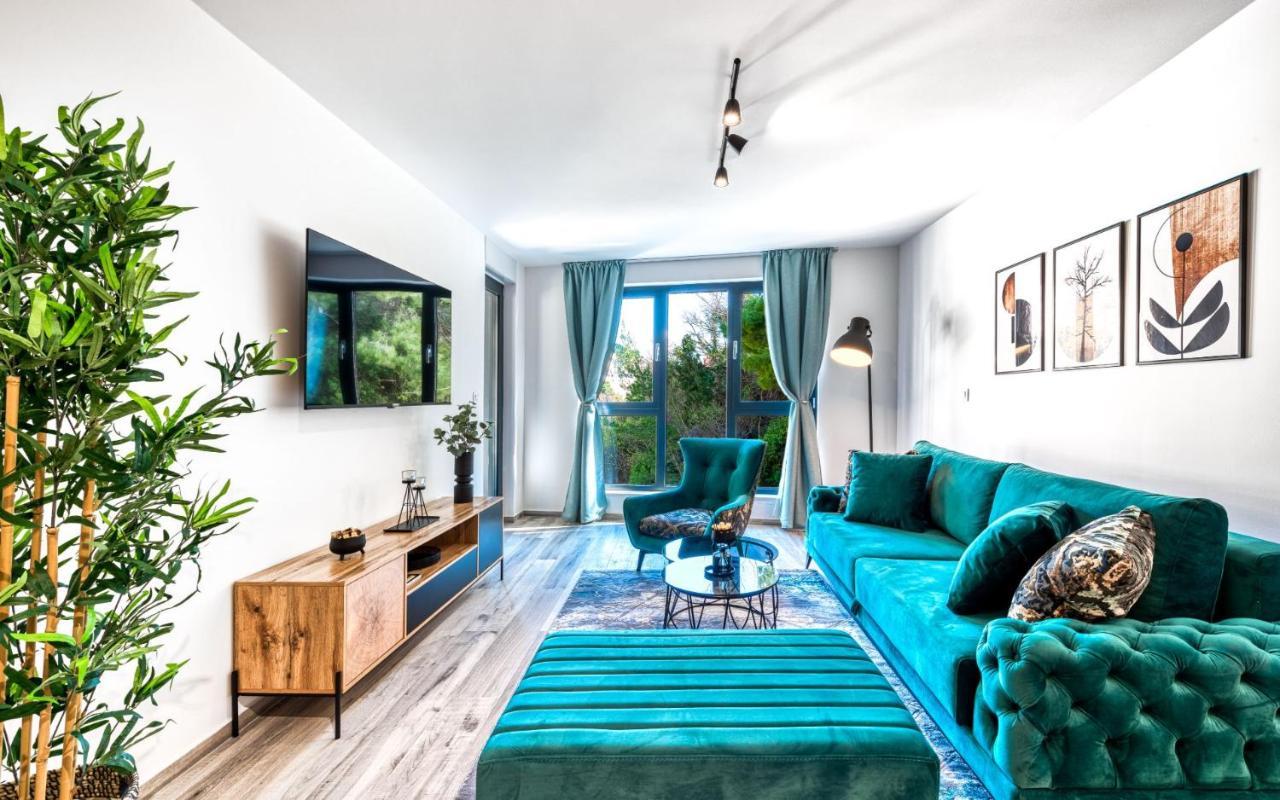 Apartment Chic